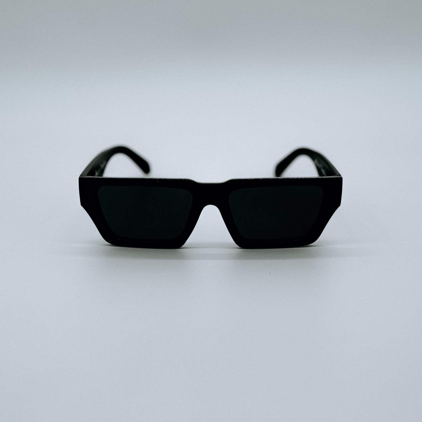Slim Sunglasses  [ Black ]